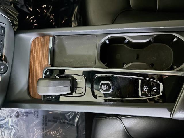 2022 Volvo S60 B5 Momentum