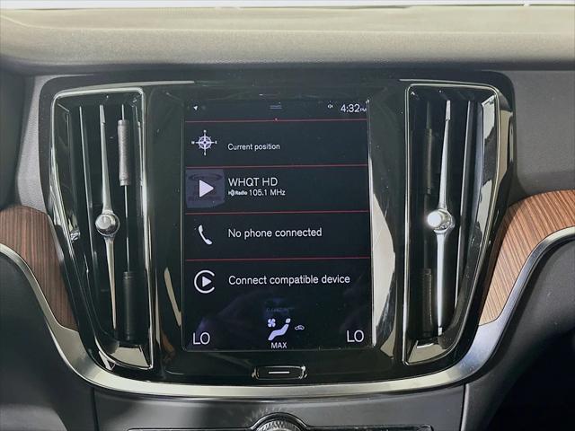2022 Volvo S60 B5 Momentum