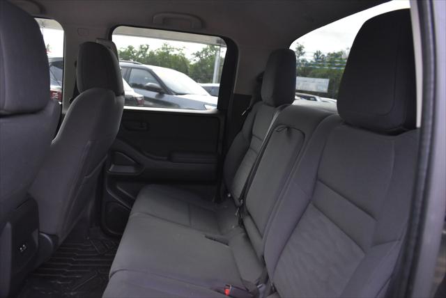 2022 Nissan Frontier Crew Cab S 4x2