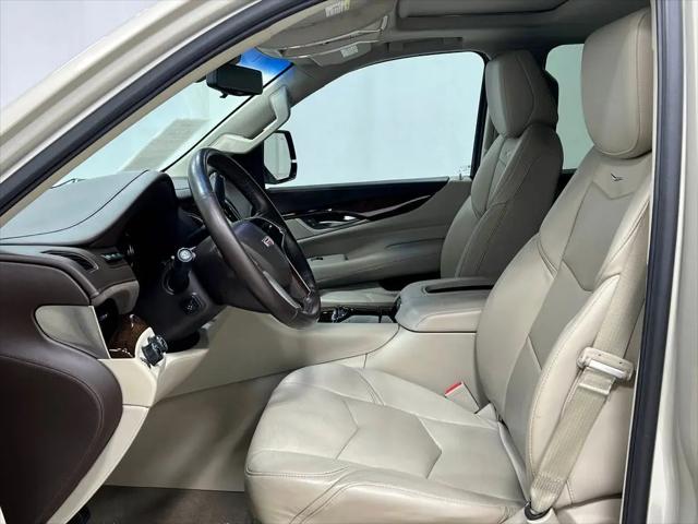 2017 Cadillac Escalade Luxury