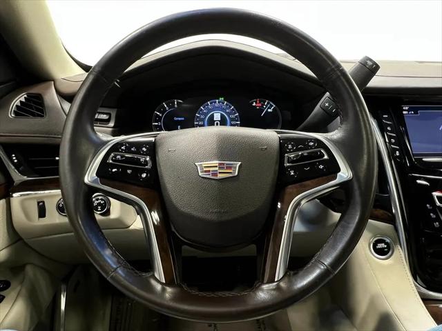 2017 Cadillac Escalade Luxury