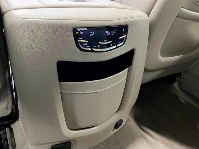 2017 Cadillac Escalade Luxury