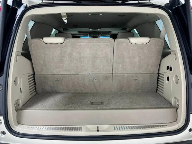 2017 Cadillac Escalade Luxury