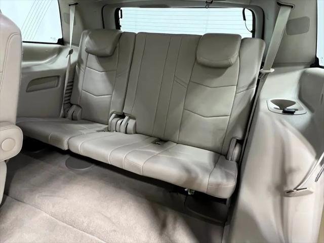 2017 Cadillac Escalade Luxury