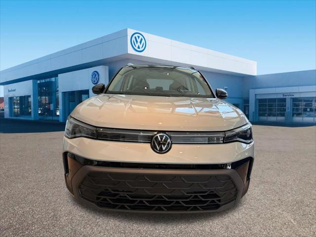 2026 Volkswagen Taos SE Black
