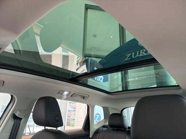 2026 Volkswagen Taos SE Black