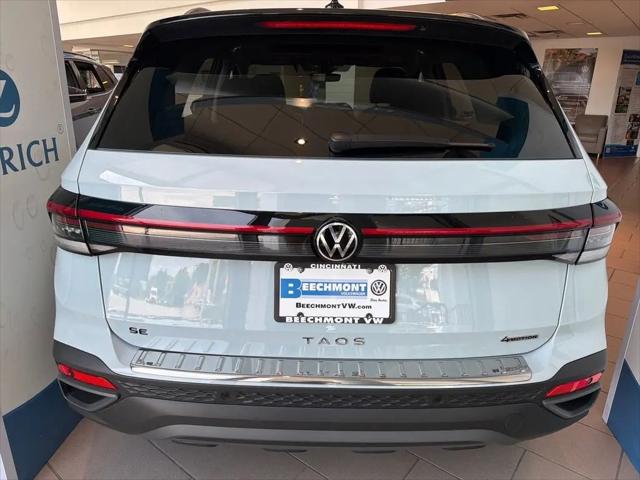 2026 Volkswagen Taos SE Black