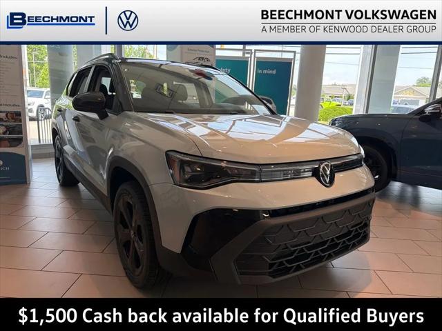2026 Volkswagen Taos SE Black for sale in Cincinnati, OH