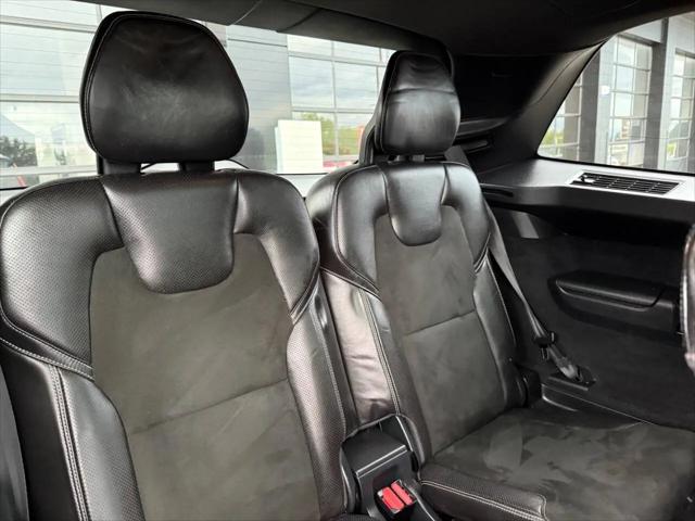 2016 Volvo XC90 T6 R-Design