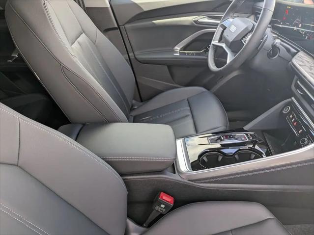 2025 Audi Q5 Premium TFSI quattro S tronic