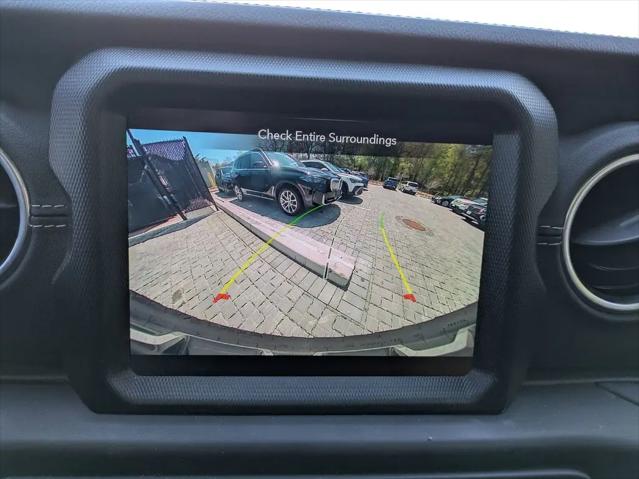 2022 Jeep Wrangler Unlimited Sahara 4x4