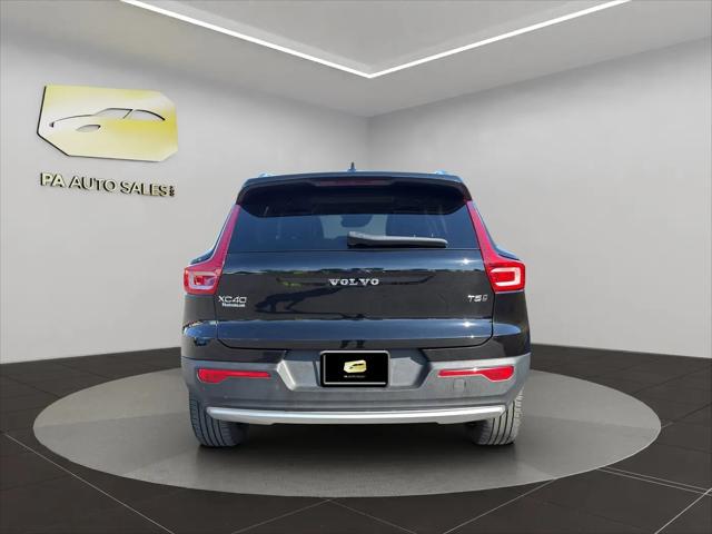 2022 Volvo XC40 T5 Inscription