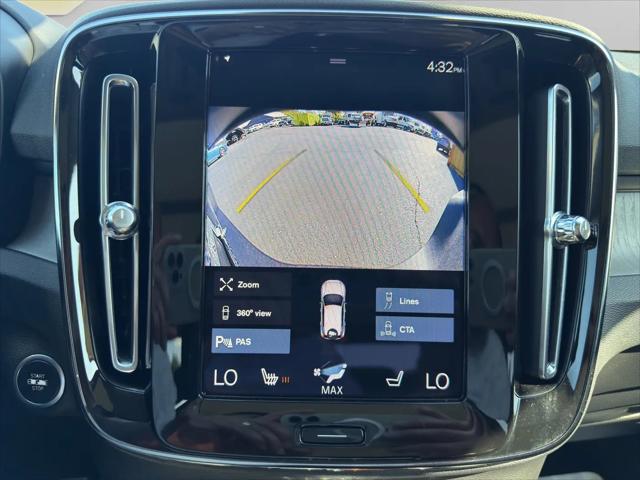 2022 Volvo XC40 T5 Inscription