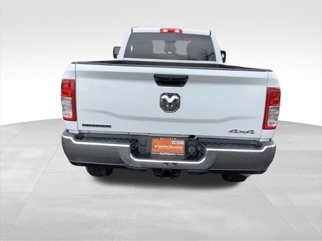 2024 Ram 3500 Big Horn Crew Cab 4x4 8' Box