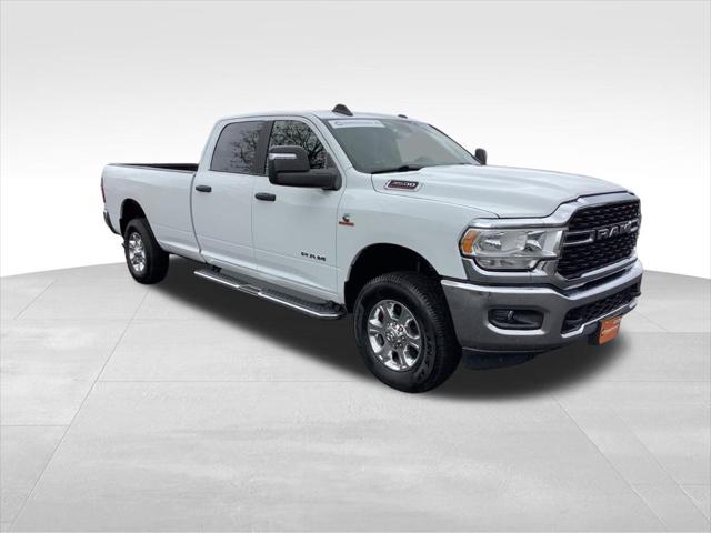 2024 Ram 3500 Big Horn Crew Cab 4x4 8' Box