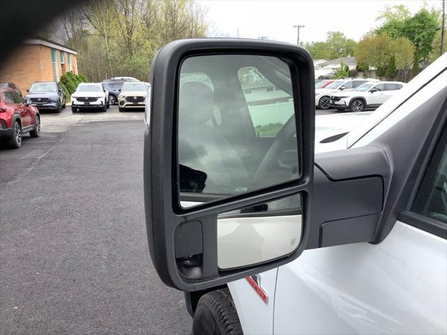 2024 Ram 3500 Big Horn Crew Cab 4x4 8' Box