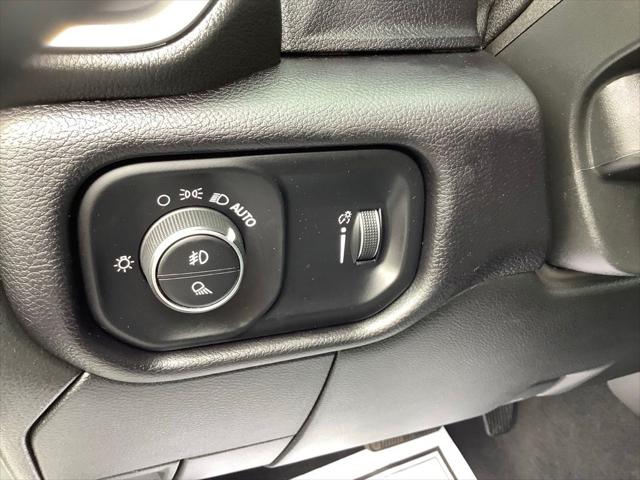 2024 Ram 3500 Big Horn Crew Cab 4x4 8' Box
