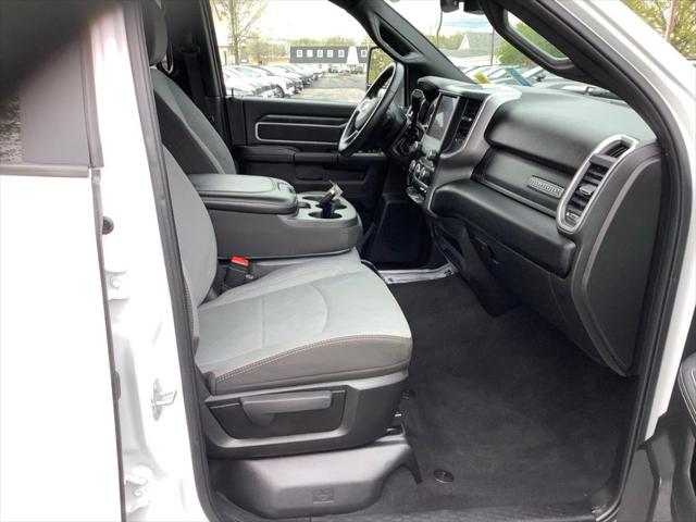 2024 Ram 3500 Big Horn Crew Cab 4x4 8' Box