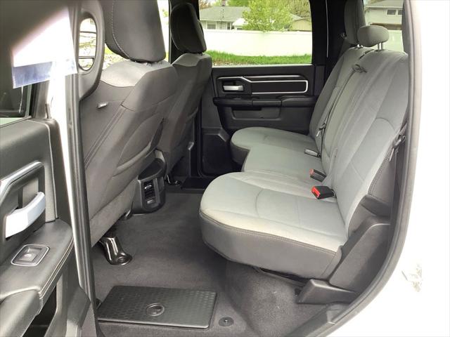 2024 Ram 3500 Big Horn Crew Cab 4x4 8' Box