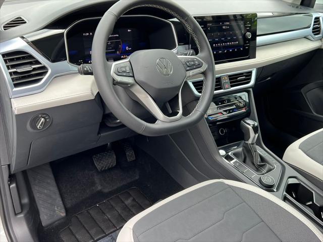 2026 Volkswagen Taos SE