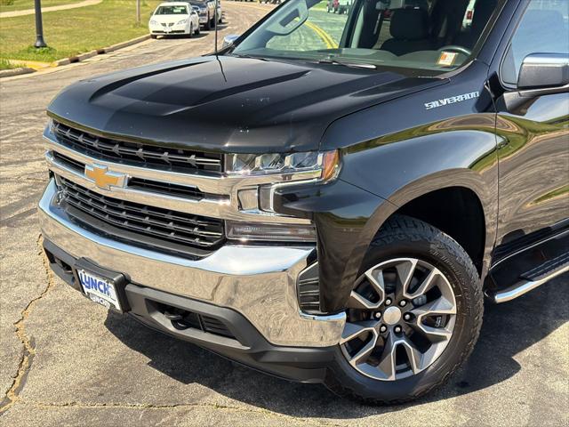 2022 Chevrolet Silverado 1500 4WD Crew Cab Short Bed LT with 2FL
