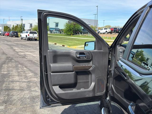 2022 Chevrolet Silverado 1500 4WD Crew Cab Short Bed LT with 2FL