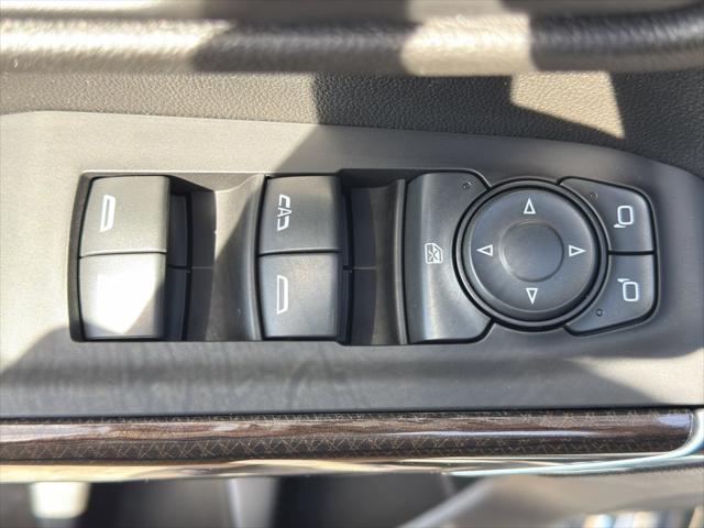 2022 Chevrolet Silverado 1500 4WD Crew Cab Short Bed LT with 2FL