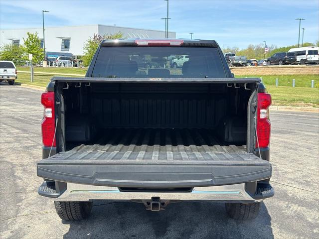 2022 Chevrolet Silverado 1500 4WD Crew Cab Short Bed LT with 2FL