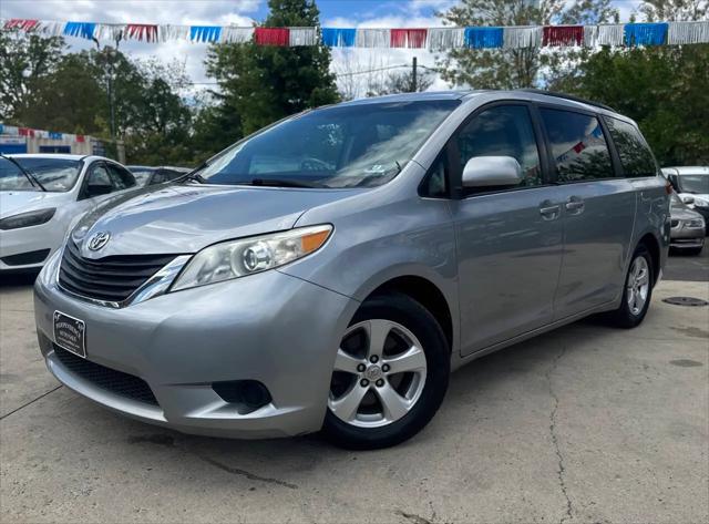 2011 Toyota Sienna LE V6