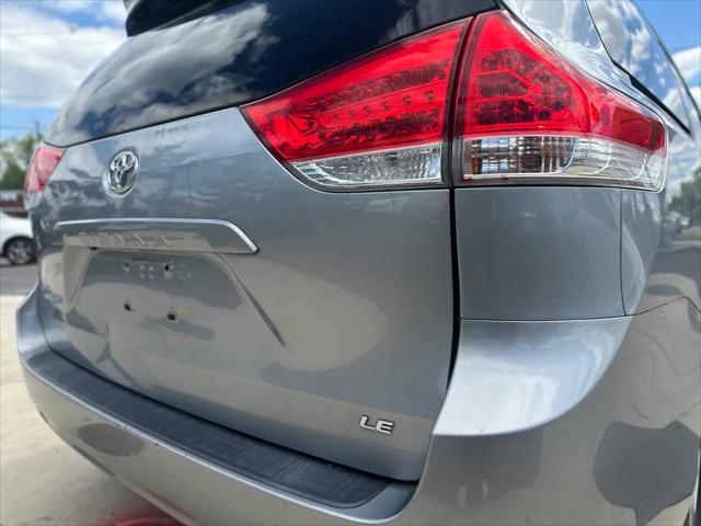 2011 Toyota Sienna LE V6