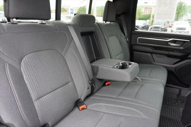 2022 Ram 1500 Big Horn Crew Cab 4x4 5'7" Box