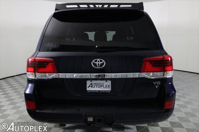 2018 Toyota Land Cruiser V8