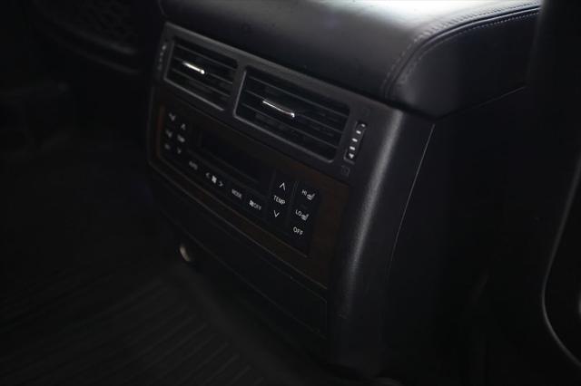 2018 Toyota Land Cruiser V8
