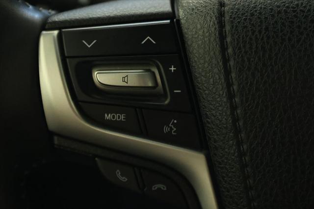 2018 Toyota Land Cruiser V8