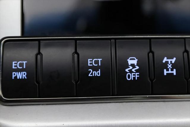 2018 Toyota Land Cruiser V8