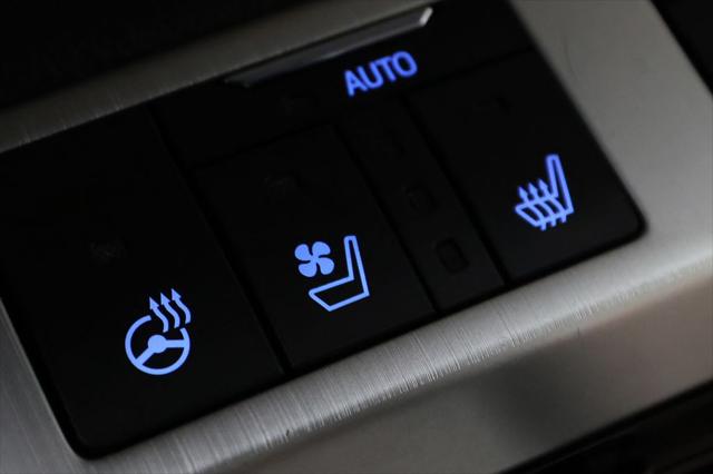 2018 Toyota Land Cruiser V8