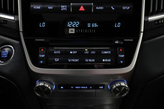 2018 Toyota Land Cruiser V8