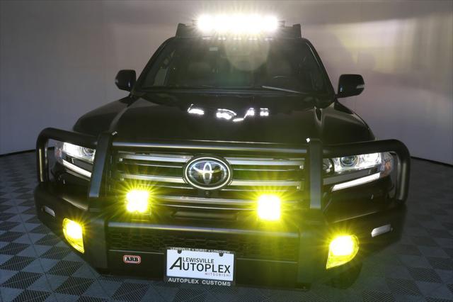 2018 Toyota Land Cruiser V8