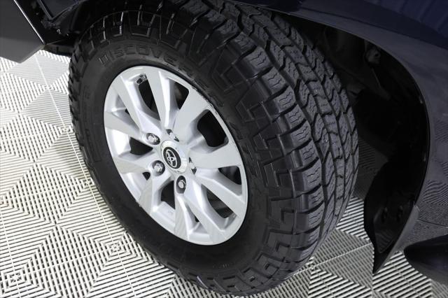 2018 Toyota Land Cruiser V8
