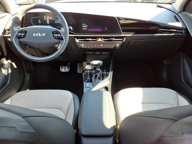 2025 Kia Niro SX Touring