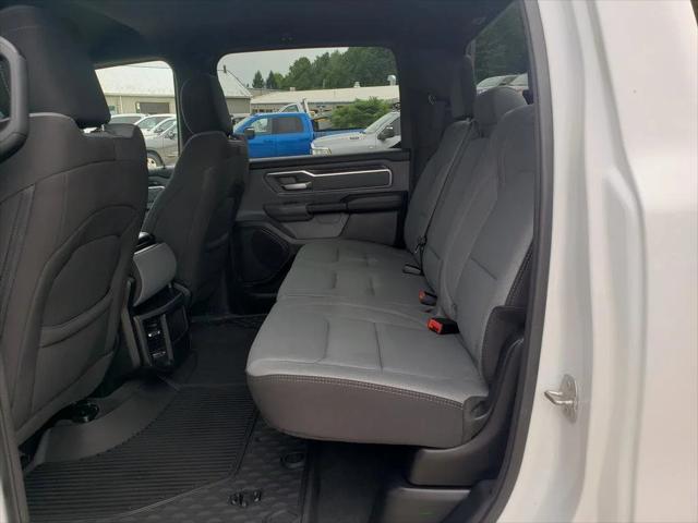 2022 Ram 1500 Big Horn Crew Cab 4x4 5'7" Box