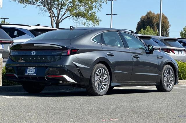 2026 Hyundai Sonata Hybrid Limited