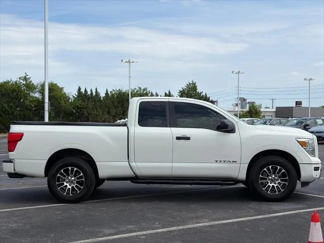 2024 Nissan Titan Crew Cab SV 4x4
