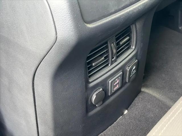 2024 Nissan Titan Crew Cab SV 4x4