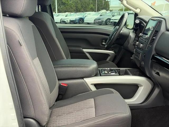 2024 Nissan Titan Crew Cab SV 4x4