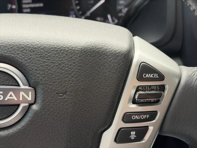 2024 Nissan Titan Crew Cab SV 4x4