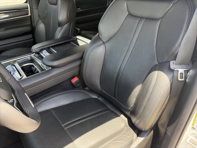2023 Jeep Wagoneer Series I 4x4