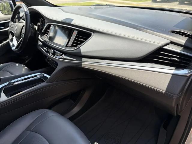 2024 Buick Enclave Essence AWD