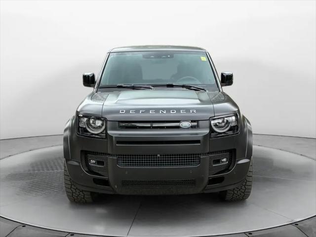 2023 Land Rover Defender 110 V8