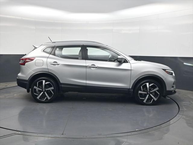 2022 Nissan Rogue Sport SL FWD Xtronic CVT